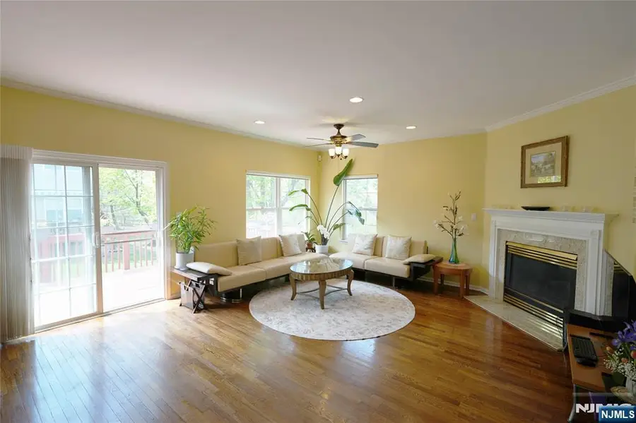 10 Queens Lane, Wayne, NJ 07470 - #3