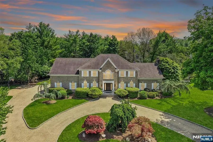 41 Sunflower Drive, Upper Saddle River, NJ 07458 - #2