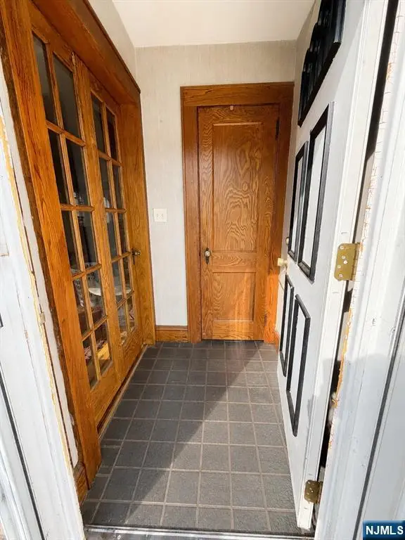 503 6th Avenue, Lyndhurst, NJ 07071 - #2