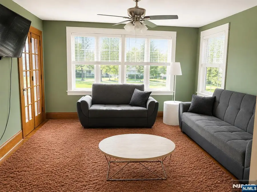 503 6th Avenue, Lyndhurst, NJ 07071 - #3