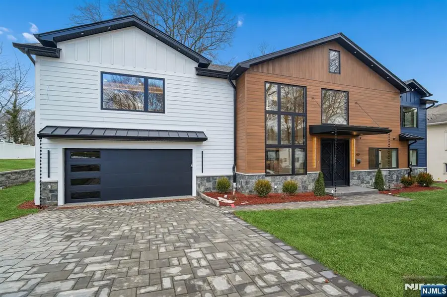 292 Magnolia Avenue, Cresskill, NJ 07626 - #3