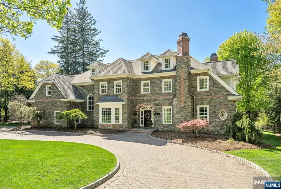 268 Woodside Avenue, Franklin Lakes, NJ 07417 - #3