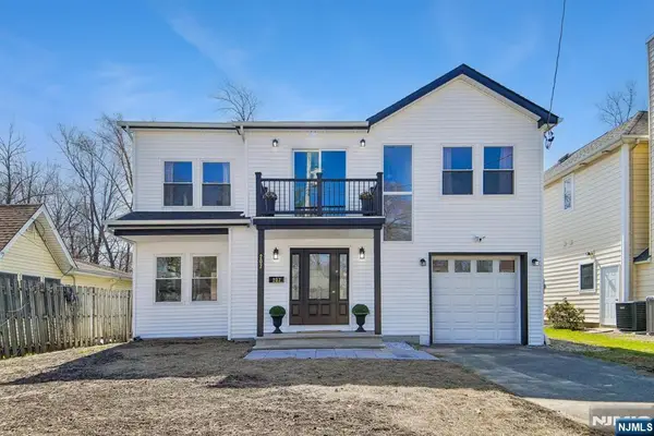 207 Lake Shore Drive, Par-troy Hills Twp., NJ 07034