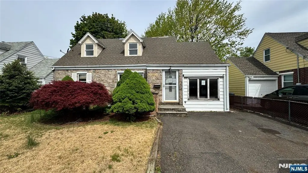 69 Lincoln Avenue, Elmwood Park, NJ 07407 - #1