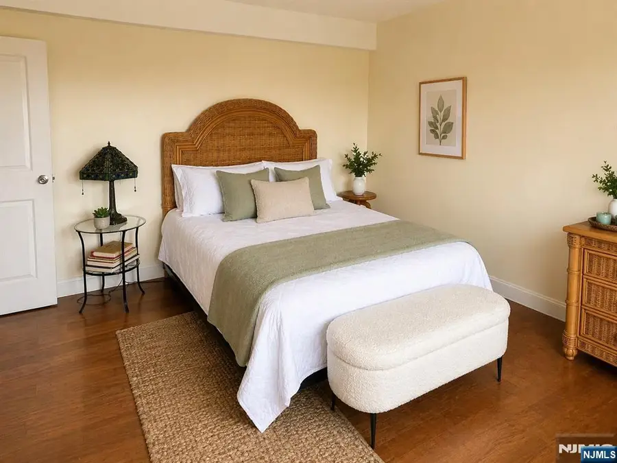 377 S Harrison Street 15D, East Orange, NJ 07018 - #2