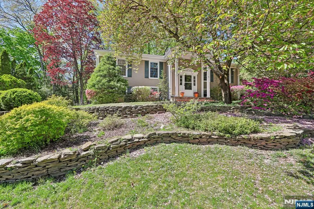 97 Erie Avenue, Midland Park, NJ 07432 - #1