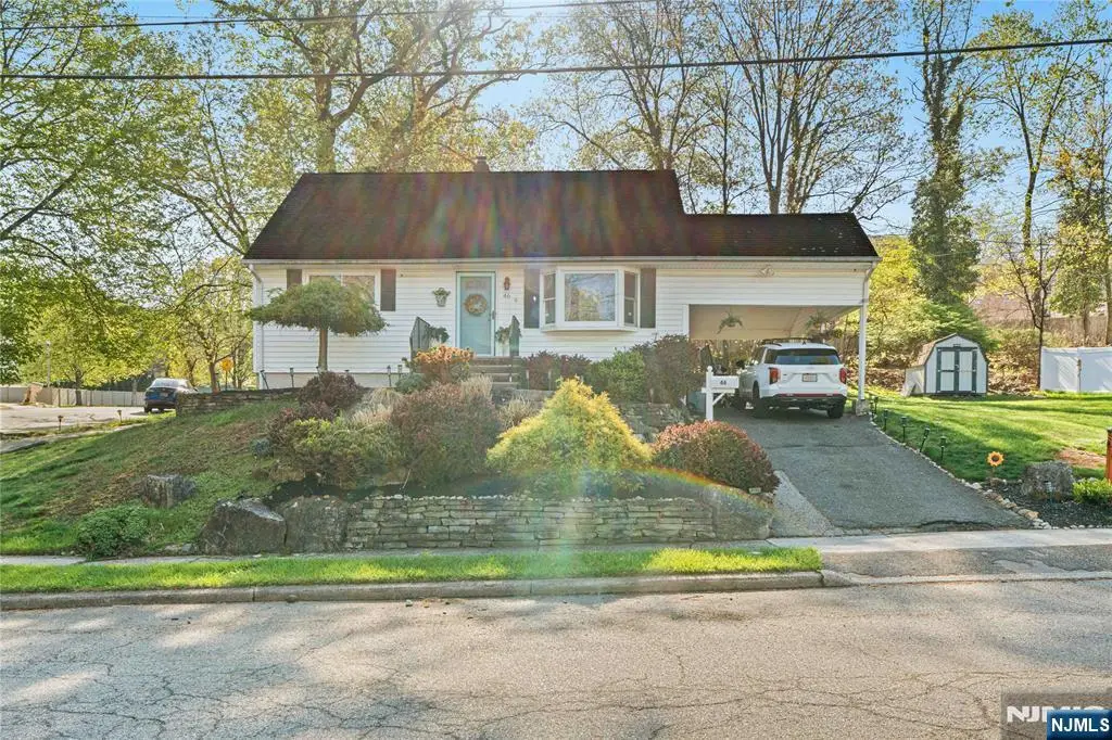 46 Pershing Place, Woodland Park, NJ 07424 - #1