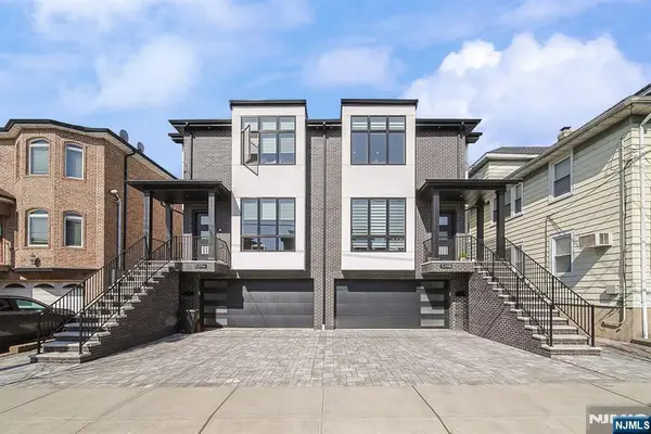 529 Lincoln Street B, Palisades Park, NJ 07650