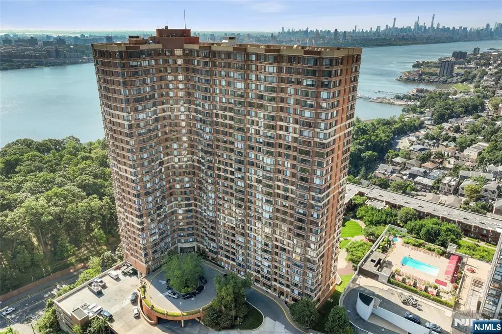 100 Old Palisade 3101, Fort Lee, NJ 07024 - #1
