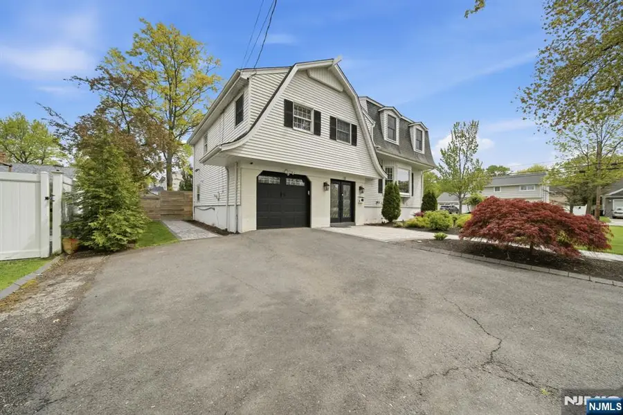 13 Dogwood Court, Paramus, NJ 07652 - #2