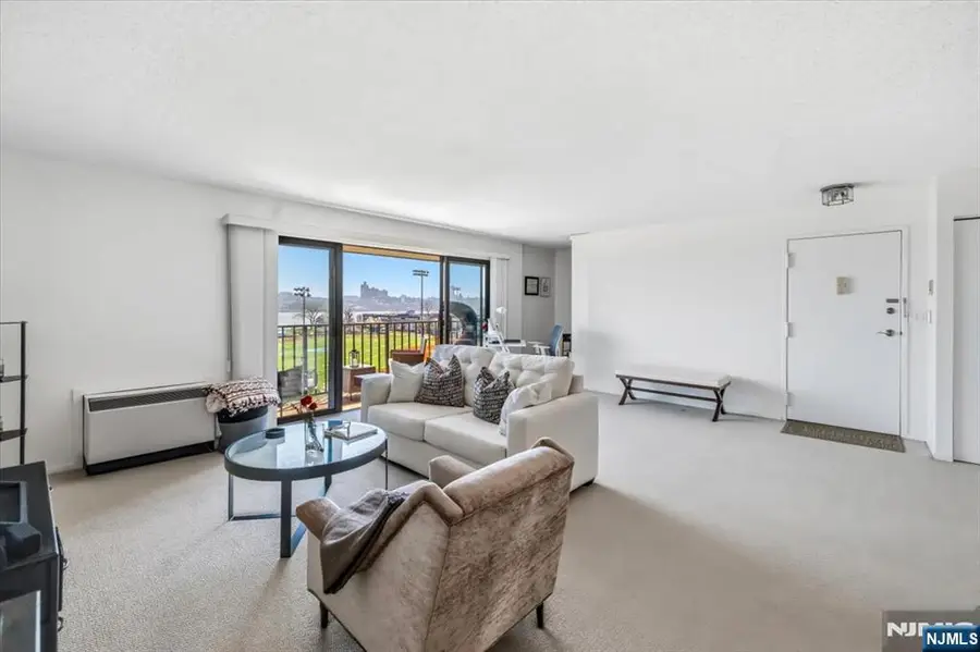 1150 River Road PHB, Edgewater, NJ 07020 - #3