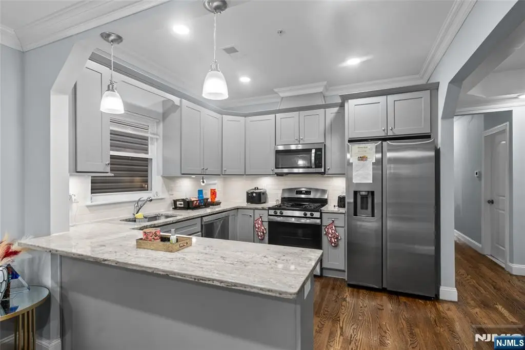 267 10th Street, Newark, NJ 07103 - #1
