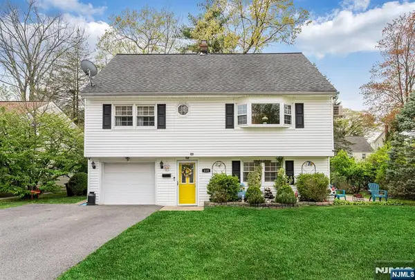 115 Claremont Terrace, Wayne, NJ 07470
