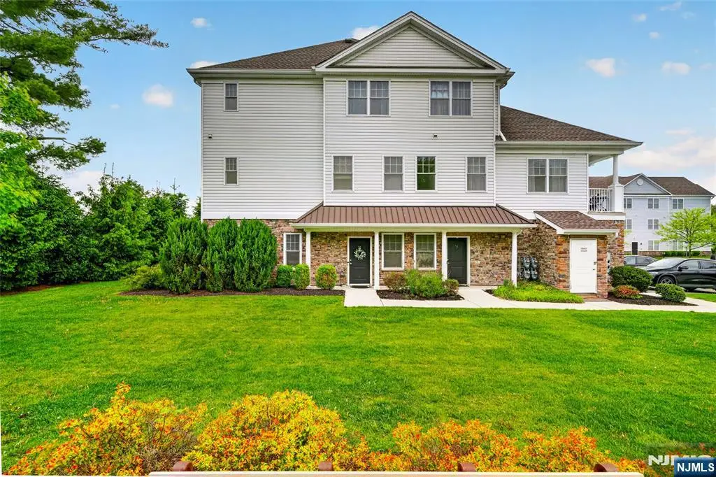 58 Elston Court, Haskell, NJ 07420 - #1