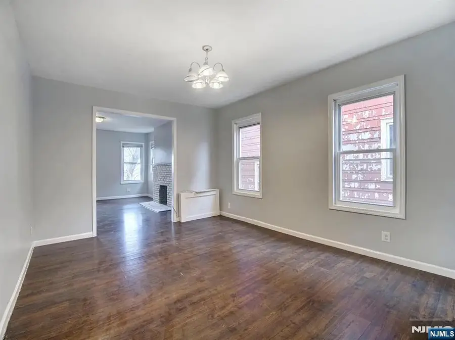 49-51 Parkview Terrace, Newark, NJ 07112 - #2