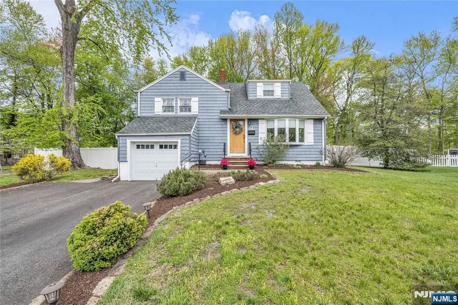 14 Meadow Drive, Little Falls, NJ 07424 - #2