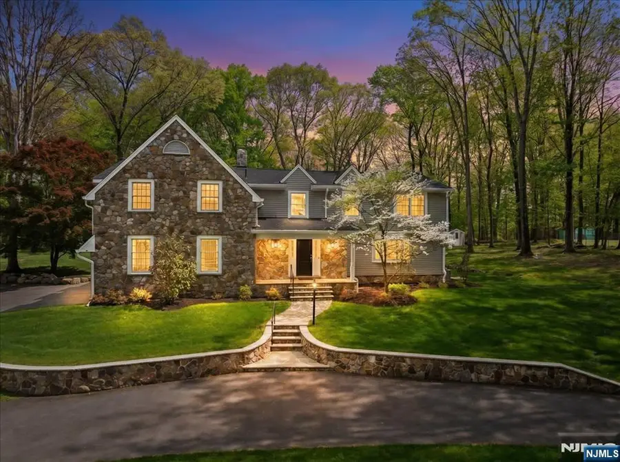 327 Woodside Avenue, Franklin Lakes, NJ 07417 - #2