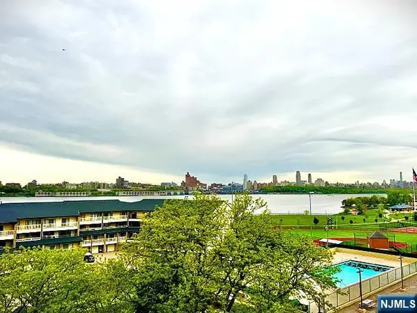 1203 River 5G, Edgewater, NJ 07020