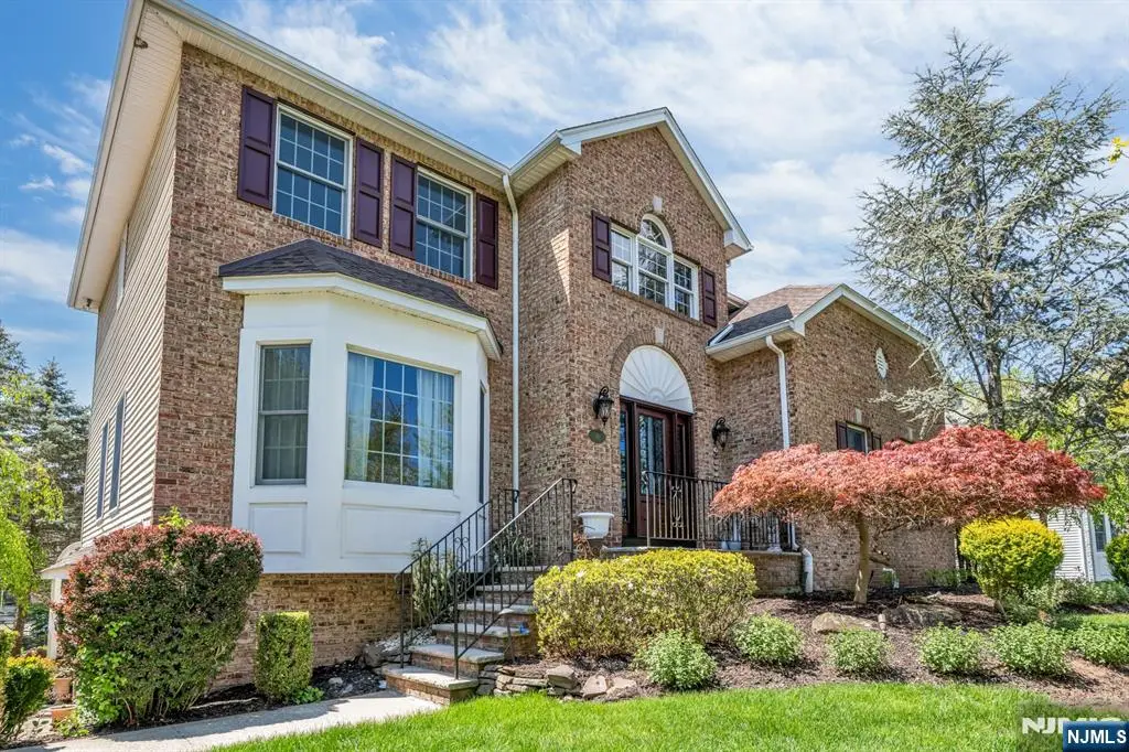 18 Hope Street, Montvale, NJ 07645 - #1
