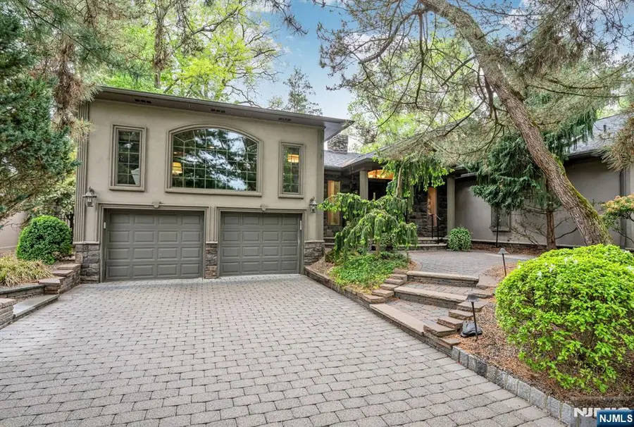 31 Sherwood Drive, Hillsdale, NJ 07642 - #3