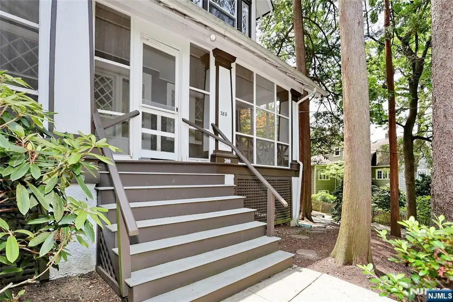 388 Allaire Avenue, Leonia, NJ 07605 - #3