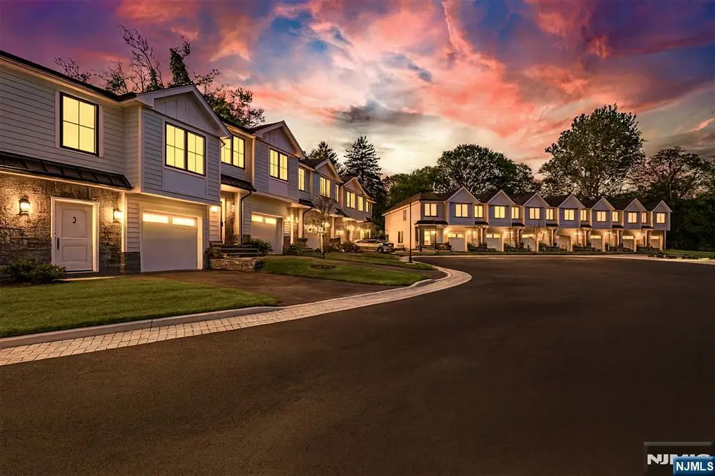 9 Fey Place, Oradell, NJ 07649 - #1