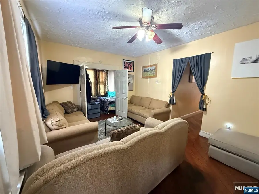 180 Shephard Avenue, Newark, NJ 07112 - #2