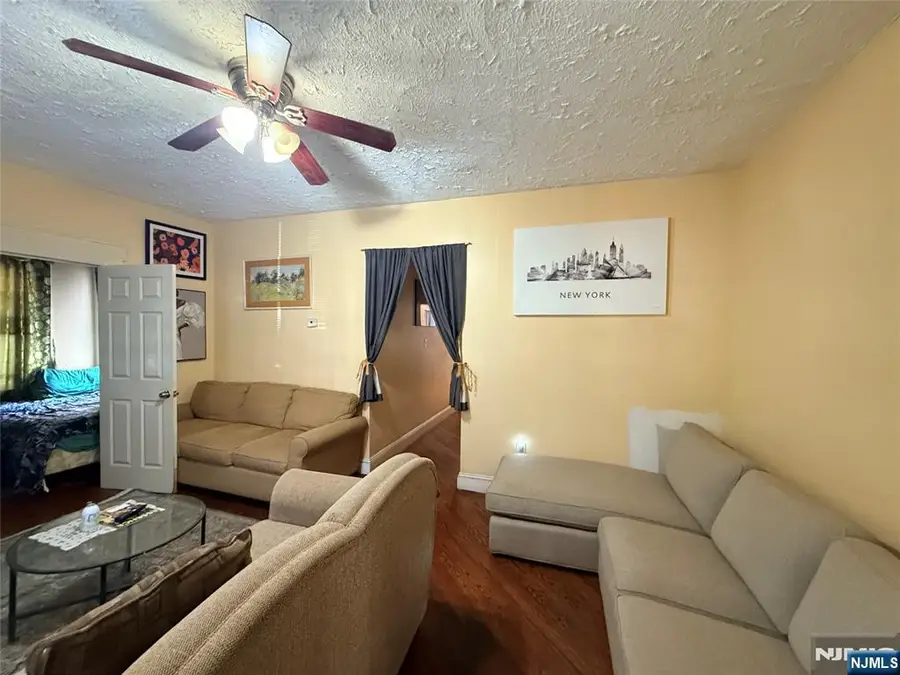 180 Shephard Avenue, Newark, NJ 07112 - #3