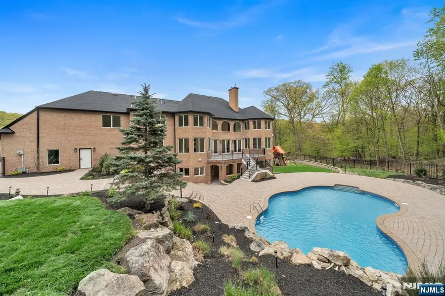 19 Amira Lane, Kinnelon, NJ 07405 - #3