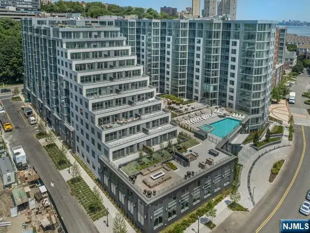 9 Ave At Port Imperial 713, West New York, NJ 07093 - #2
