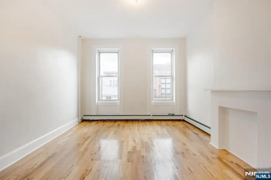 147 New York Avenue 202, Jersey City, NJ 07307 - #3
