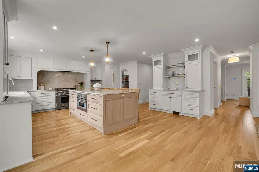 331 Wastena Terrace, Ridgewood, NJ 07450 - #3