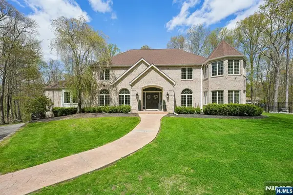 9 Natale Drive, Sparta, NJ 07871