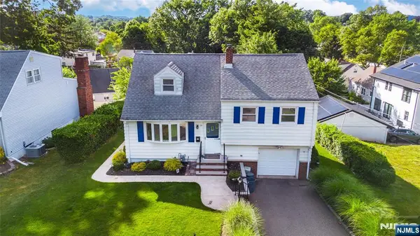 59 Hooyman Drive, Clifton, NJ 07013