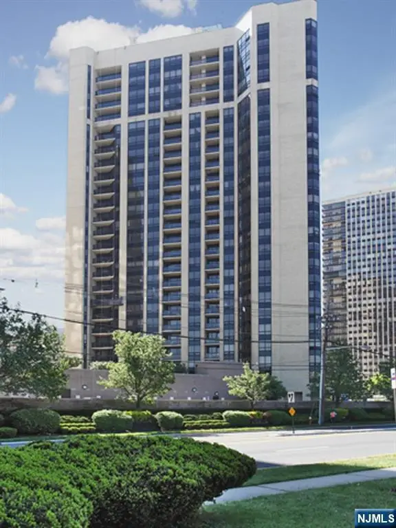 800 Palisade Avenue 1701, Fort Lee, NJ 07024 - #2
