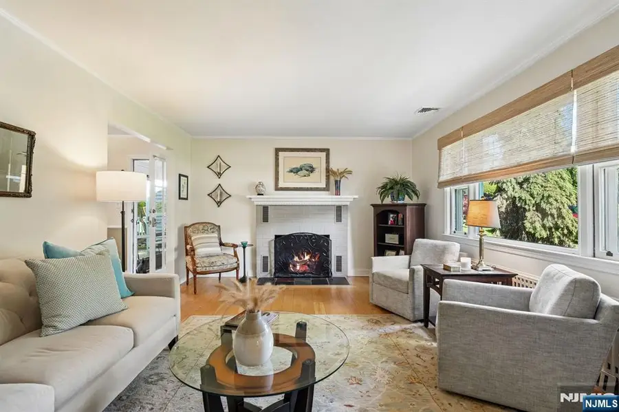31 Jacobus Avenue, Little Falls, NJ 07424 - #2