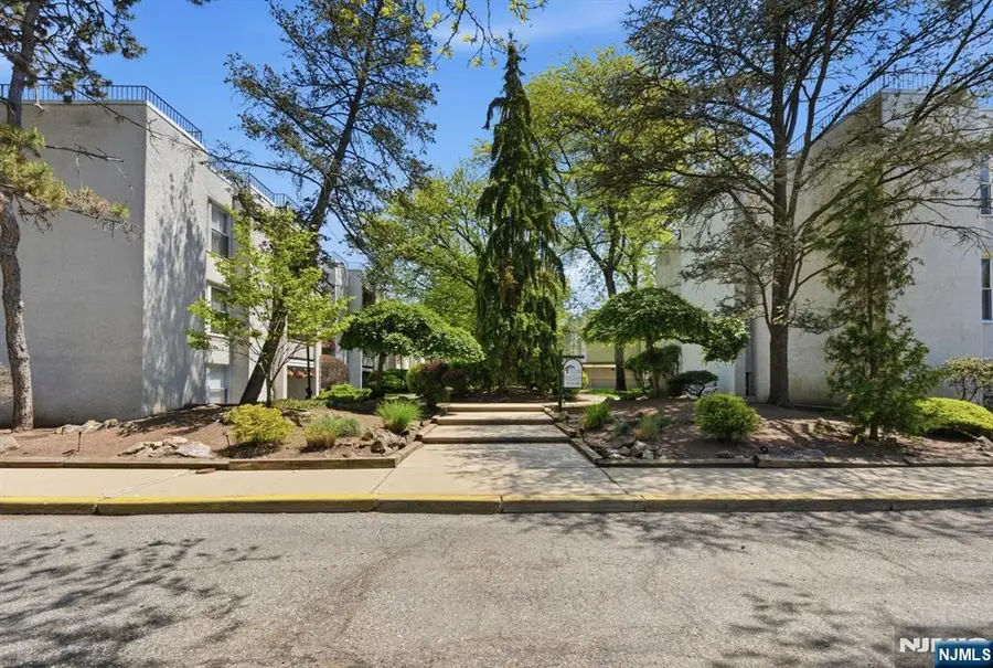 462 D River Road D, Nutley, NJ 07110 - #2