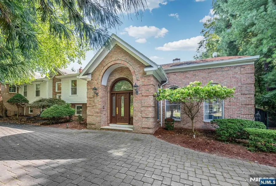 24 Vanderbeck Lane, Mahwah, NJ 07430 - #2