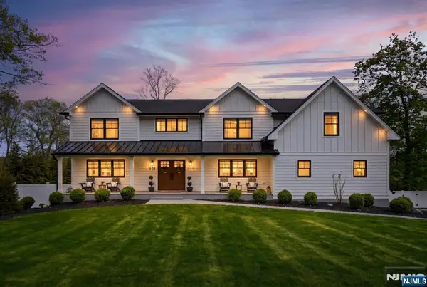 101 Tam O Shanter Drive, Mahwah, NJ 07430