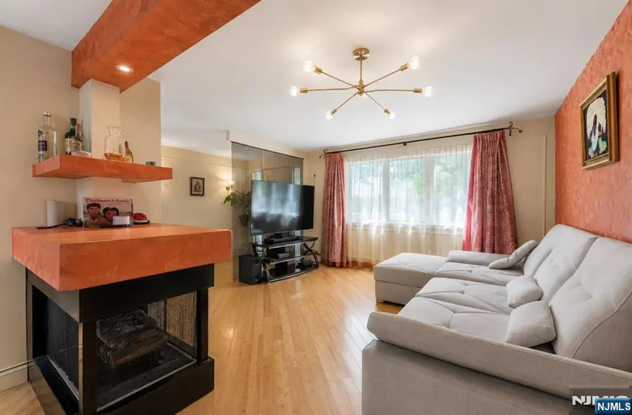 29-07 Fair Lawn Avenue, Fair Lawn, NJ 07410 - #3