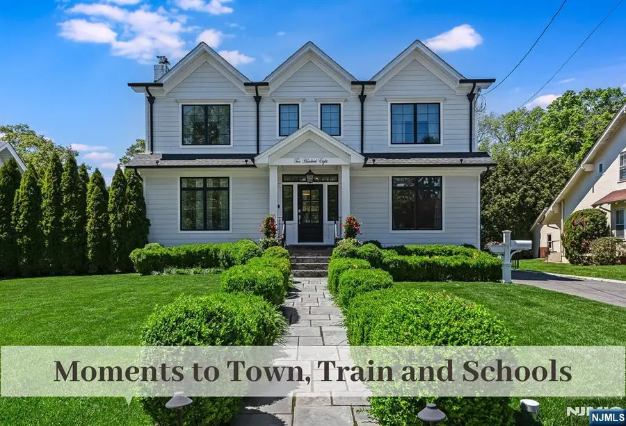 208 N Walnut Street, Ridgewood, NJ 07450 - #3