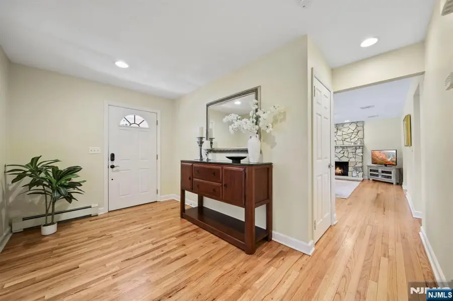 66 Linwood Avenue, Midland Park, NJ 07432 - #3