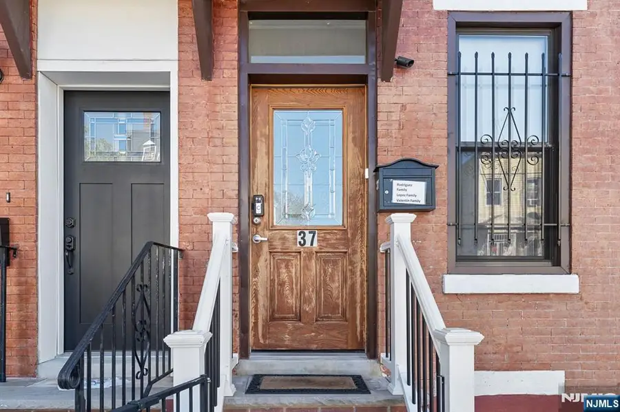 37 Emmet, Newark, NJ 07114 - #2