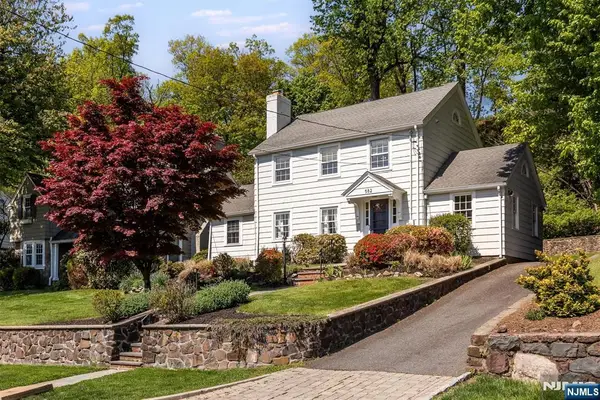582 Highland Avenue, Montclair, NJ 07043