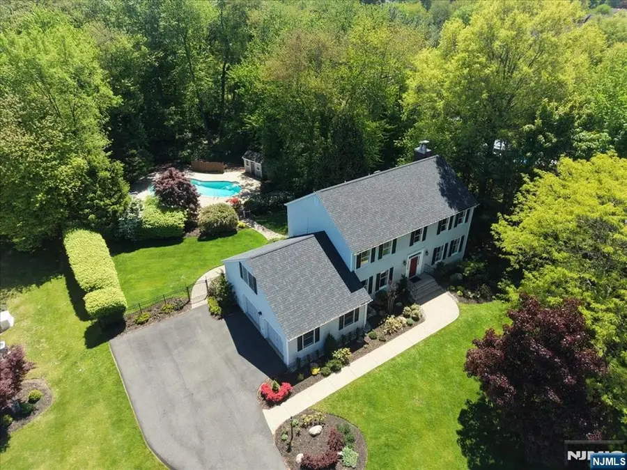 74 Van Blarcom Lane, Wyckoff, NJ 07481 - #2