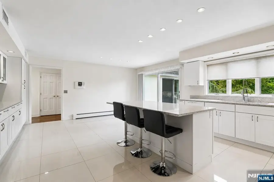 66 Adams Drive, Cresskill, NJ 07626 - #2