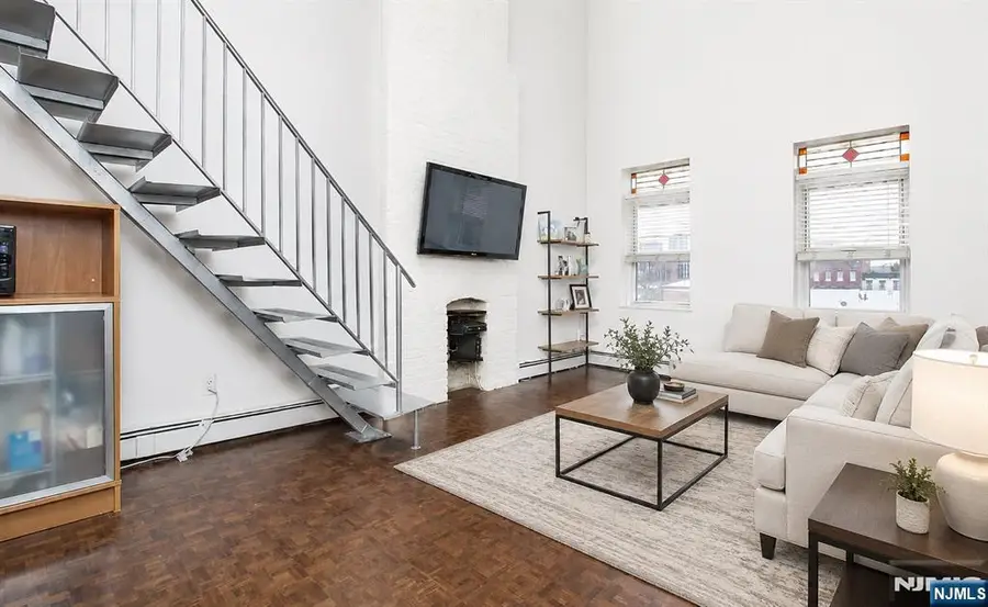 212 9th Street 4B, Jersey City, NJ 07302 - #2