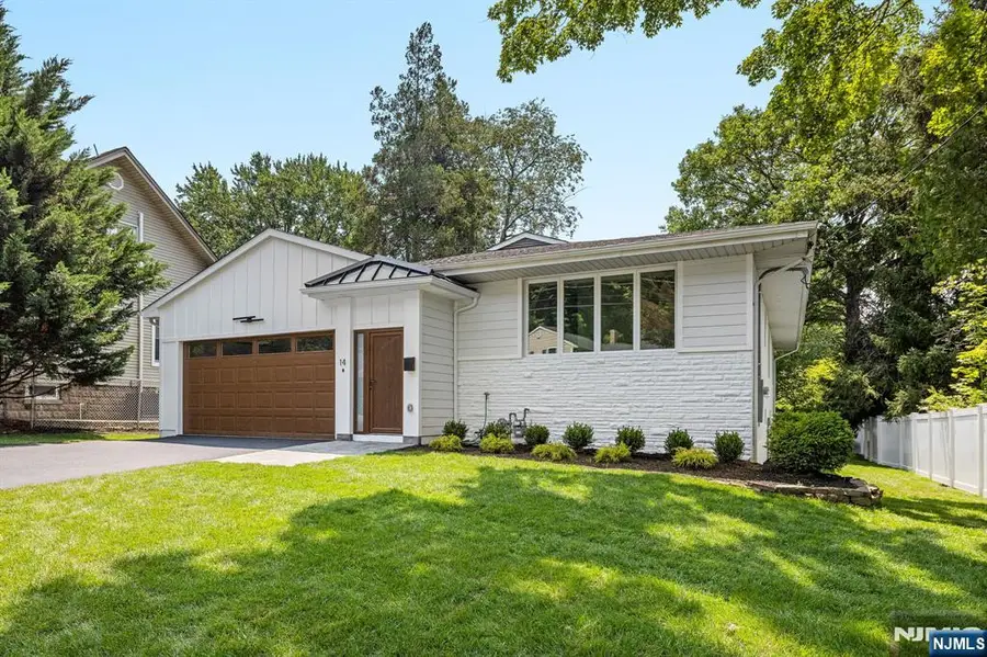 14 Chestnut Avenue, Closter, NJ 07624 - #3