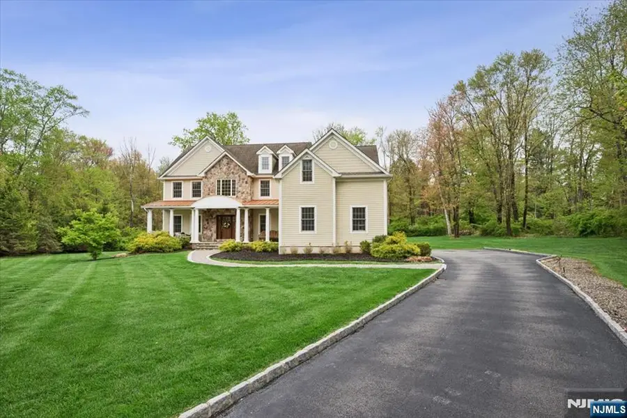8 Forest Drive, Mendham, NJ 07945 - #2