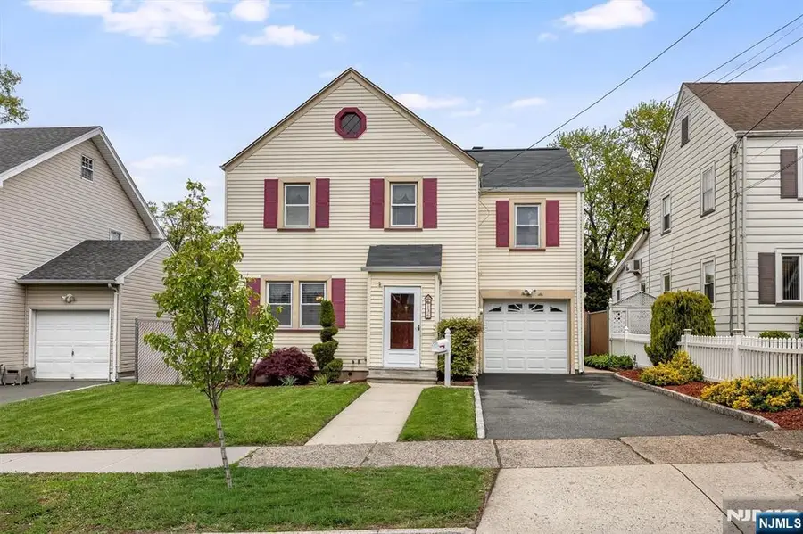 136 Sunset Avenue, North Arlington, NJ 07031 - #2